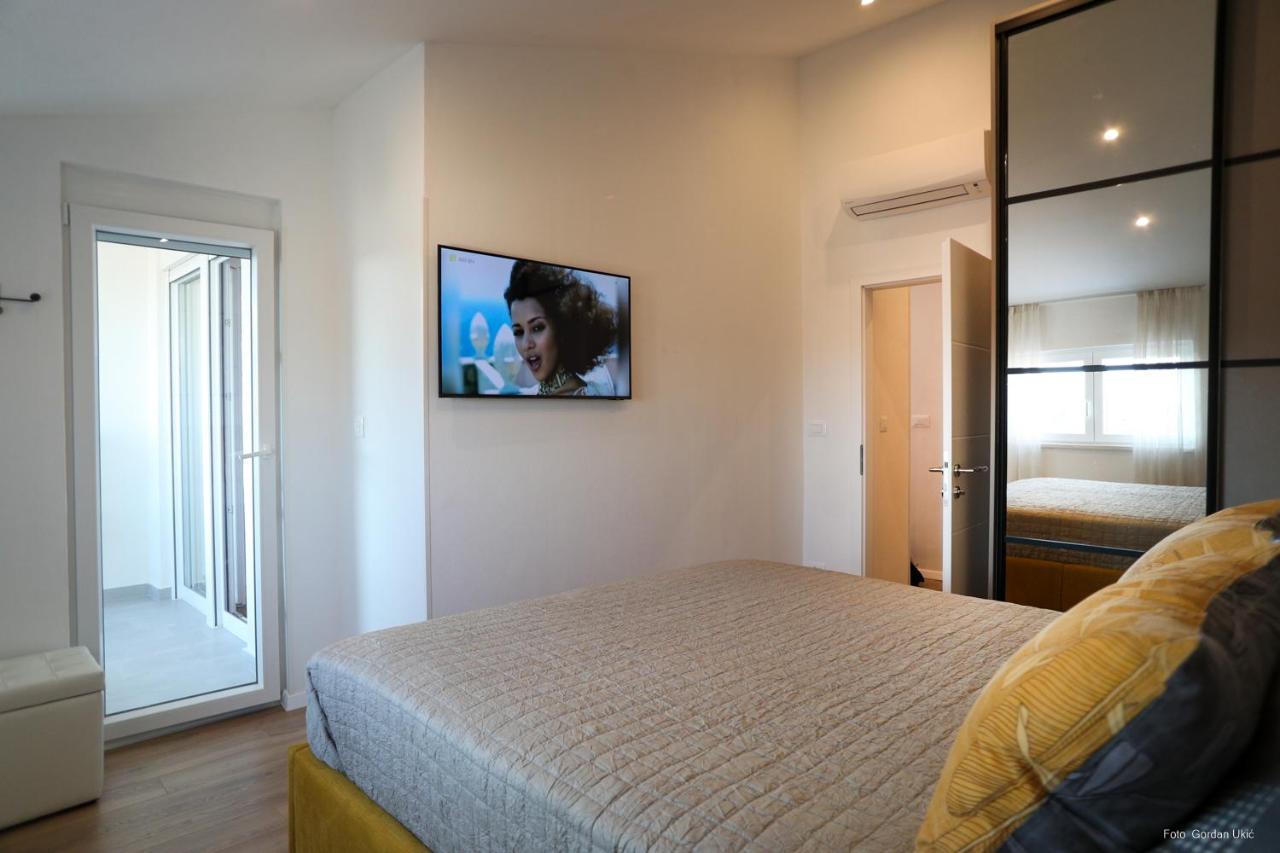 Blue Sky Apartment Rovinj Bagian luar foto